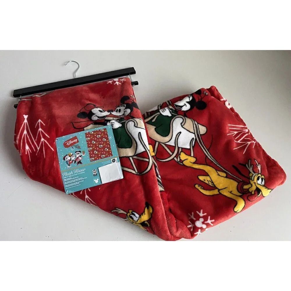 Disney Mickey Minnie &‎ Pluto Reindeer Sleigh Christmas Throw Blanket 50 X 70”